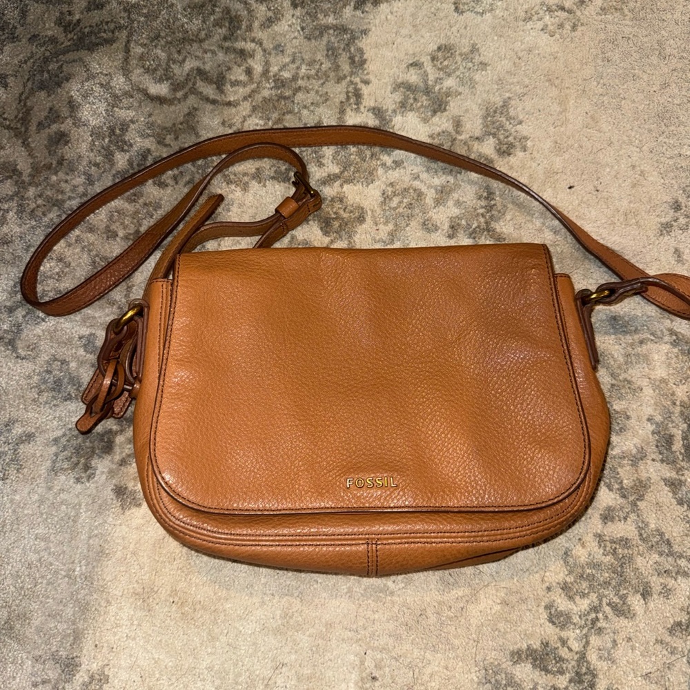 Fossil Women's Saddle Leather Crossbody Bag